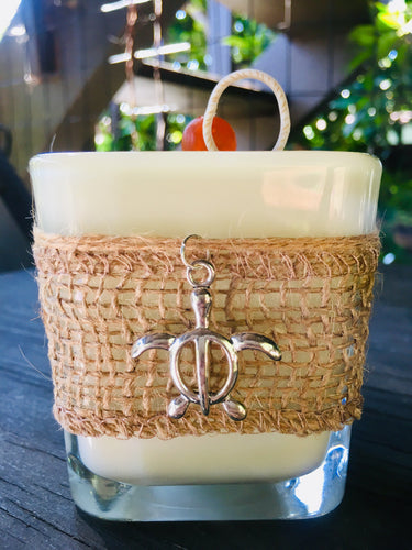 Hono Charm ~ Coconut Soy Wax Square Candle